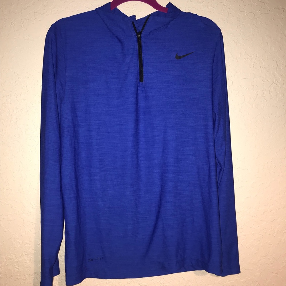 {NIKE} Dri-Fit long sleeve w/ collar